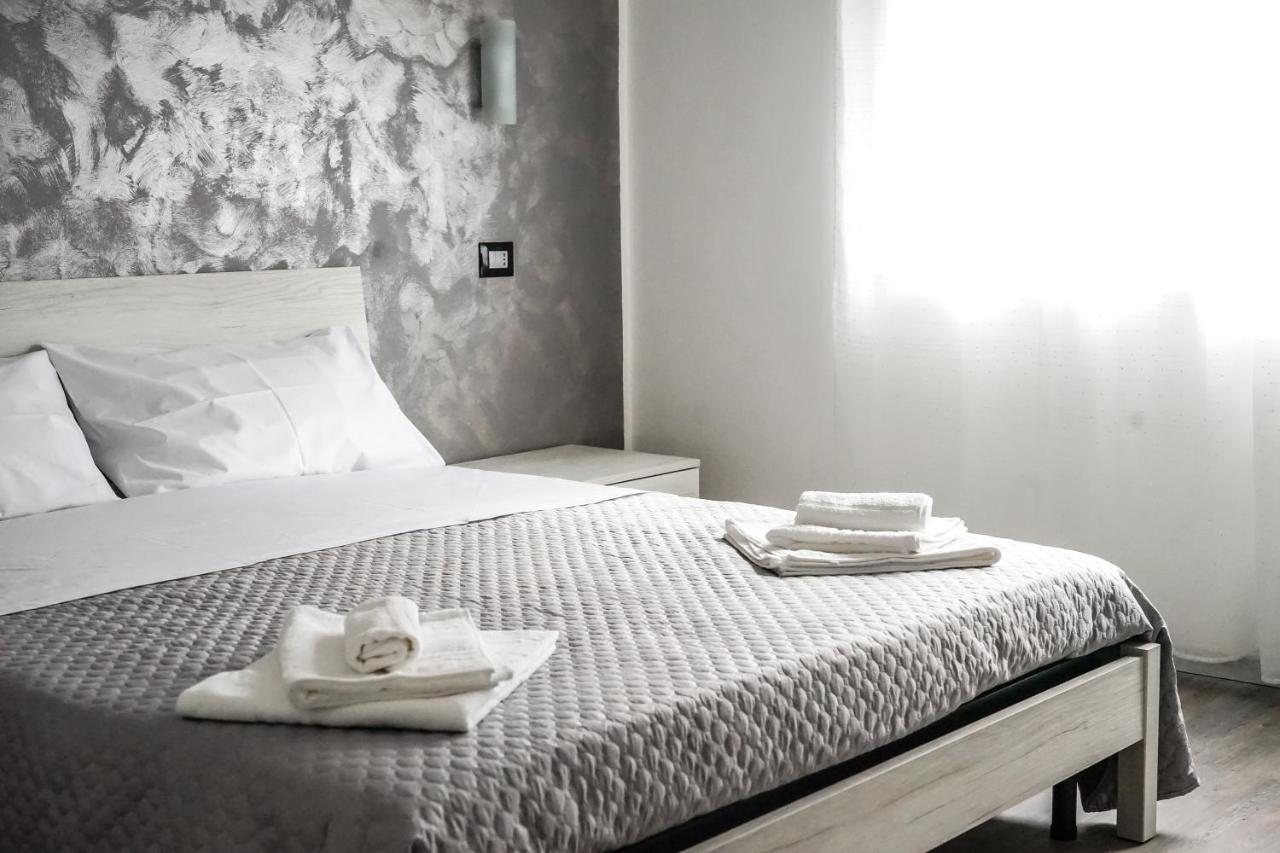 Double Room with Private Bathroom,1469502065:JPEG